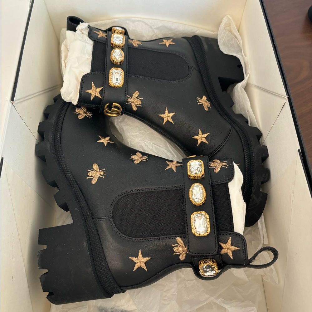 Gucci Calfskin Bee Star Embroidered Belt Ankle Boots 36.5 Black